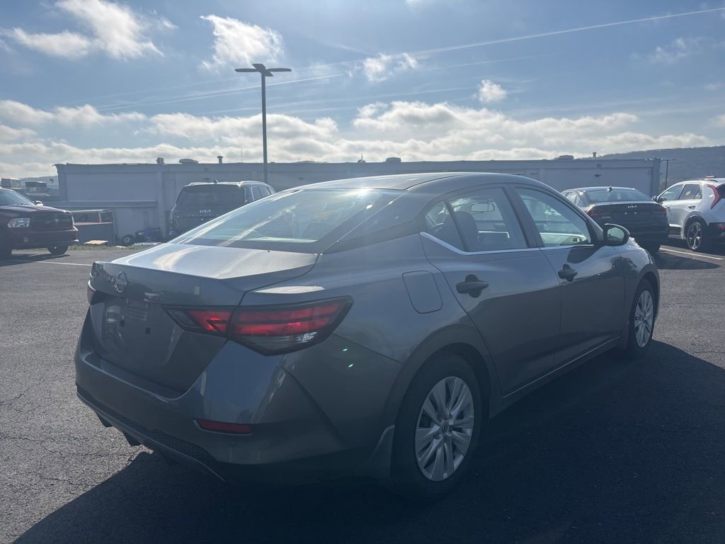 Used 2024 Nissan Sentra S image 2