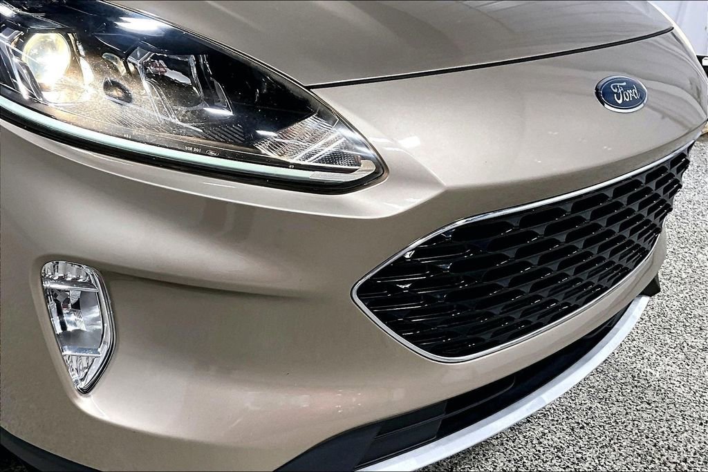 Used 2020 Ford Escape SEL image 30