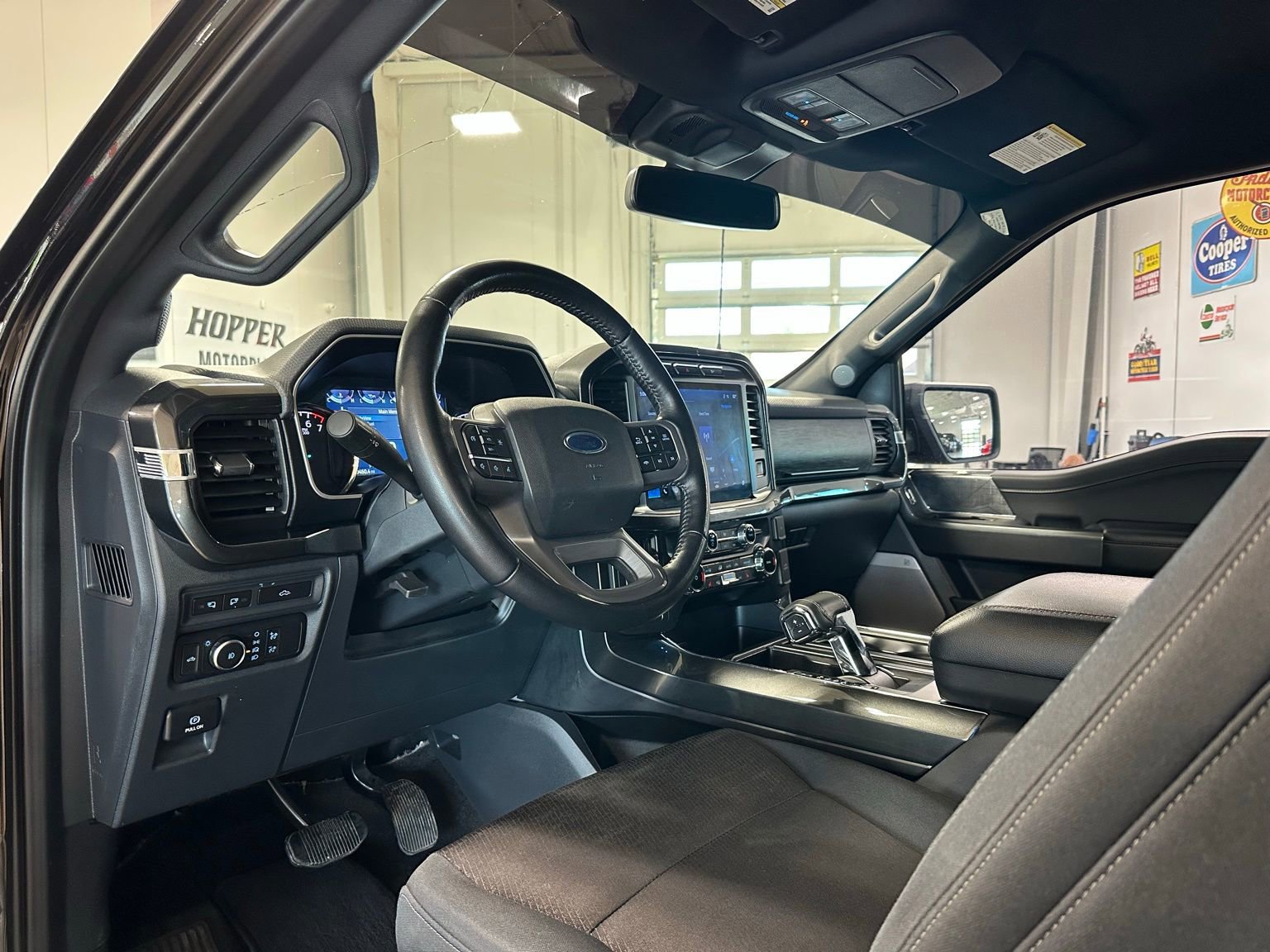 Used 2022 Ford F150 XLT w/ Equipment Group 302A High image 15