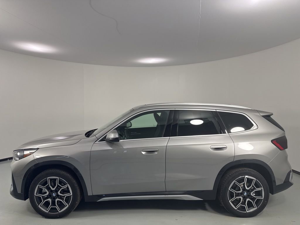 New 2026 BMW X1 xDrive28i w/ Convenience Package AWD/4WD image 4