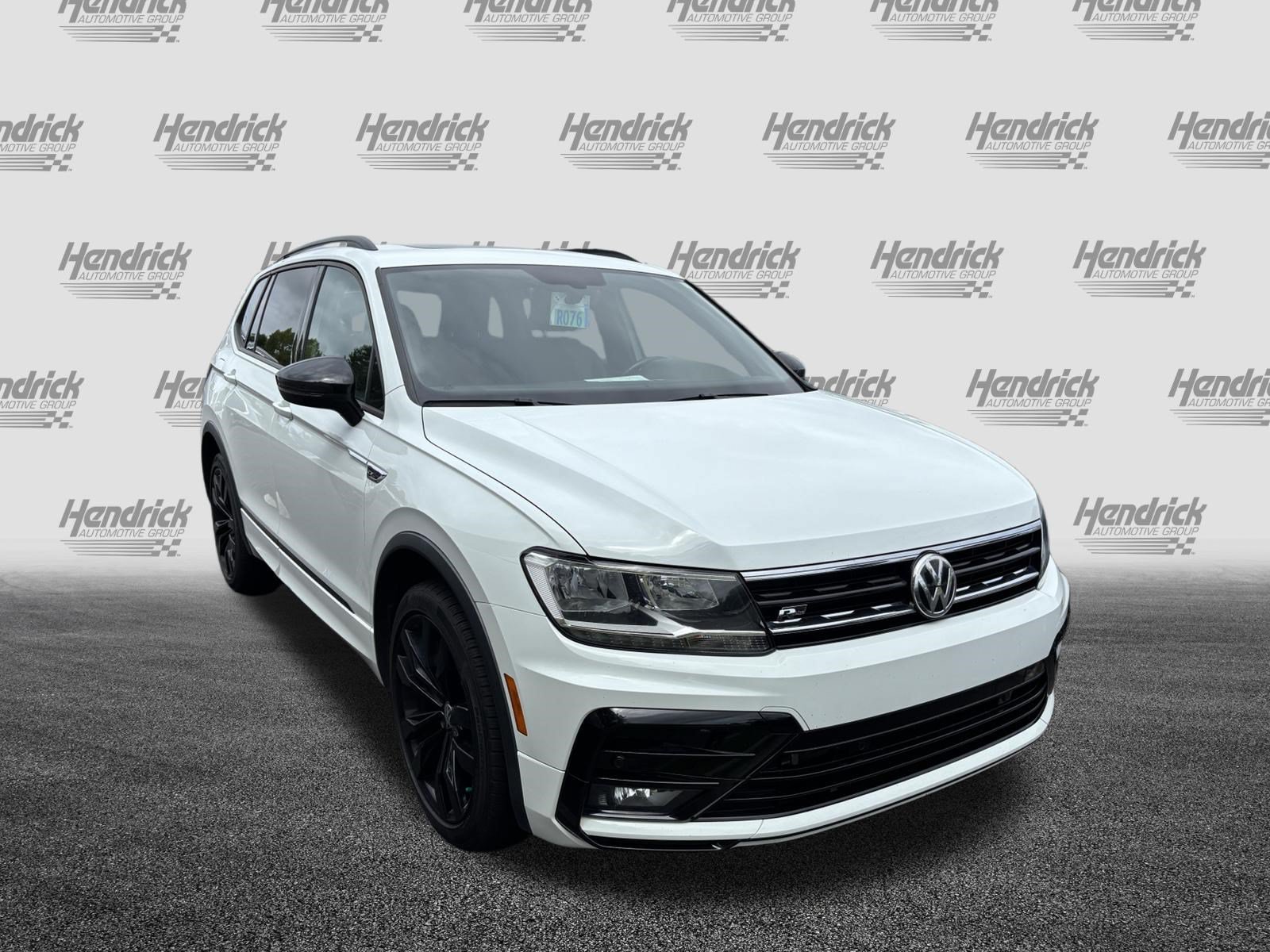 Used 2021 Volkswagen Tiguan SE R-Line AWD/4WD image 3