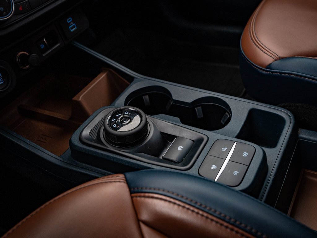 Used 2022 Ford Maverick Lariat w/ Lariat Luxury Package image 37