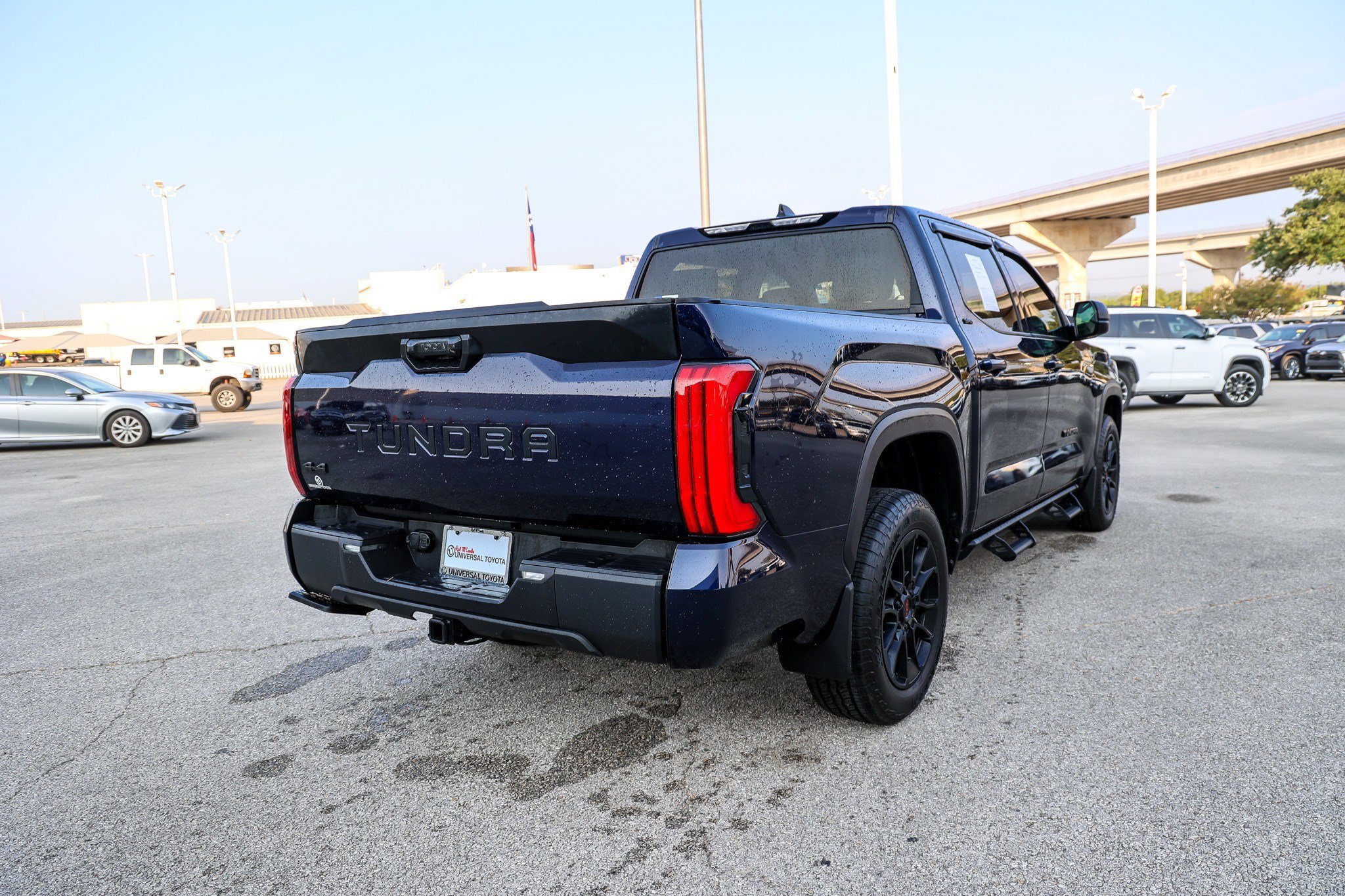 Used 2024 Toyota Tundra SR5 w/ SR5 Premium Package AWD/4WD image 7