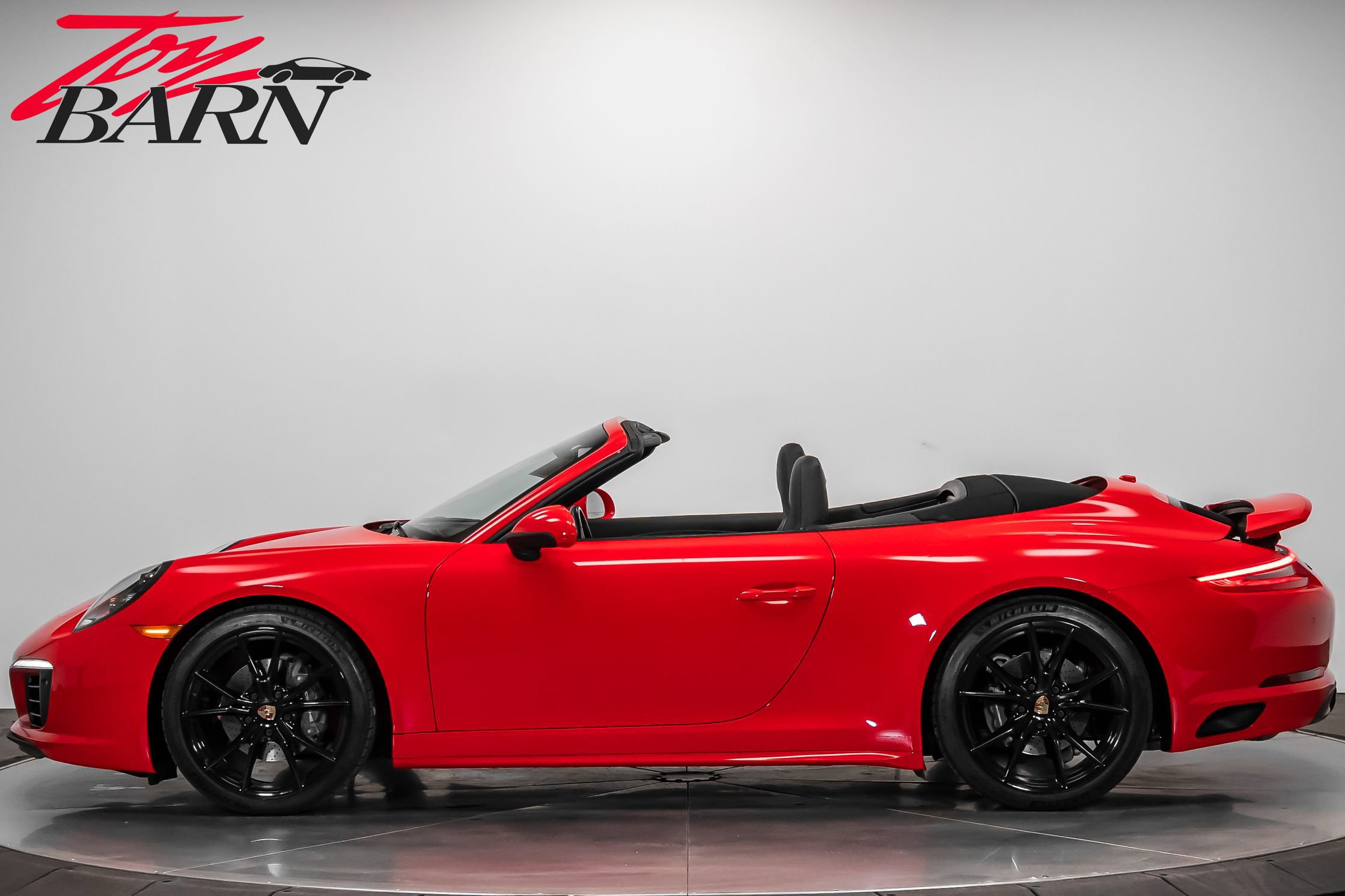 Used 2018 Porsche 911 Carrera image 2