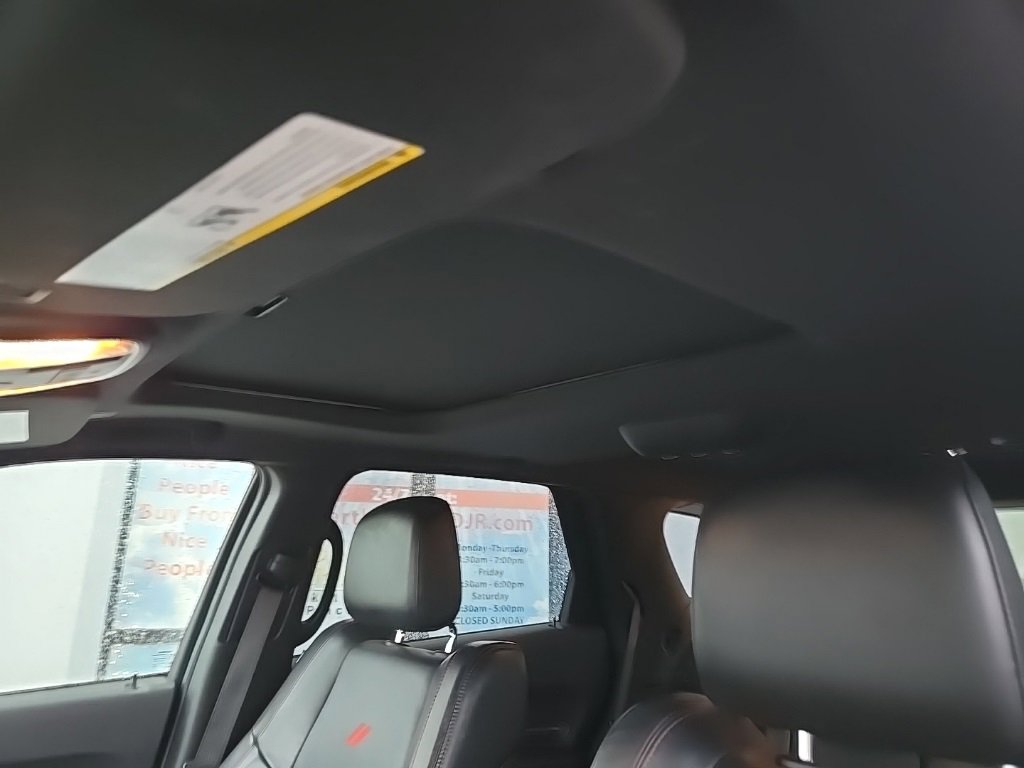 Used 2023 Dodge Durango GT image 33