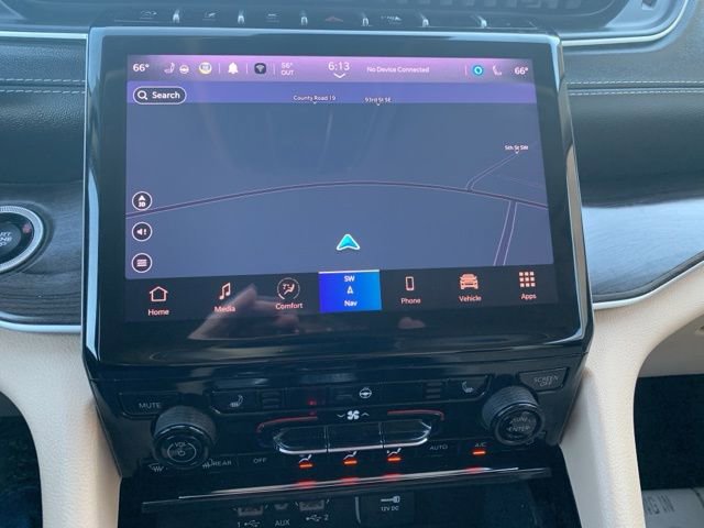 Used 2022 Jeep Grand Cherokee L Limited image 18