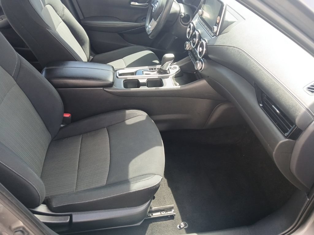 Used 2023 Nissan Sentra SV FWD image 8