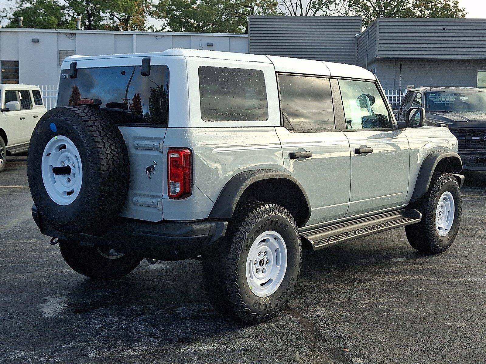 New 2026 Ford Bronco Heritage Edition AWD/4WD image 4