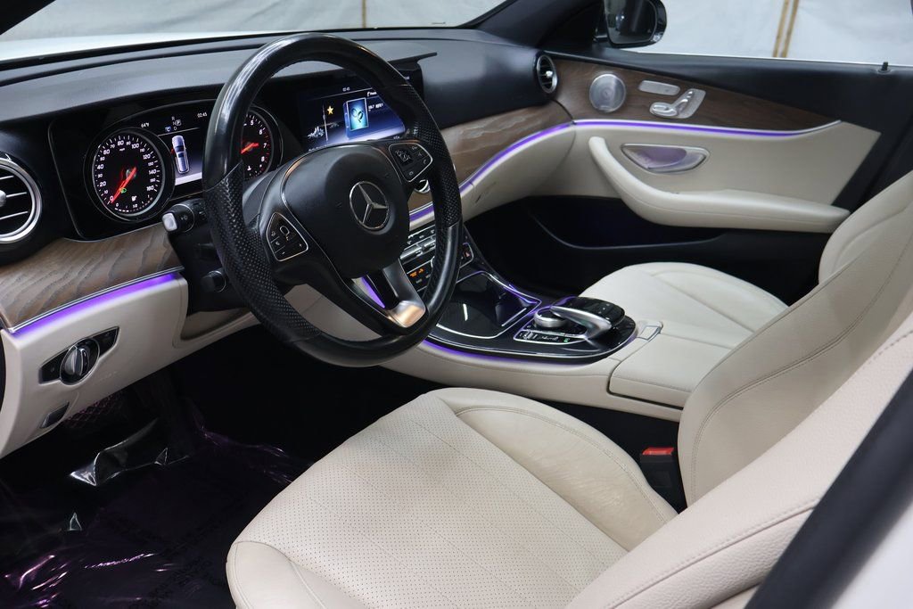 Used 2017 Mercedes-Benz E 400 4MATIC Wagon image 18