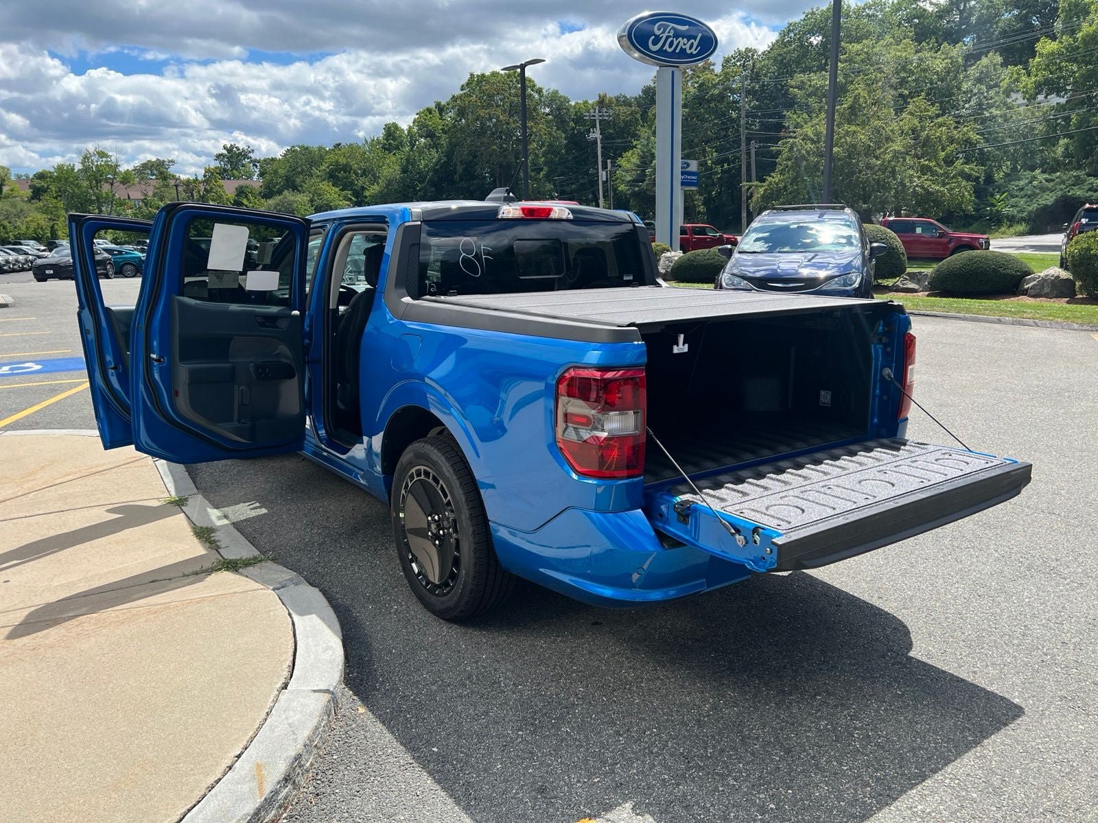 New 2026 Ford Maverick Lobo AWD/4WD image 9