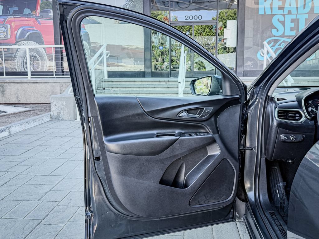 Used 2020 Chevrolet Equinox LT FWD image 9
