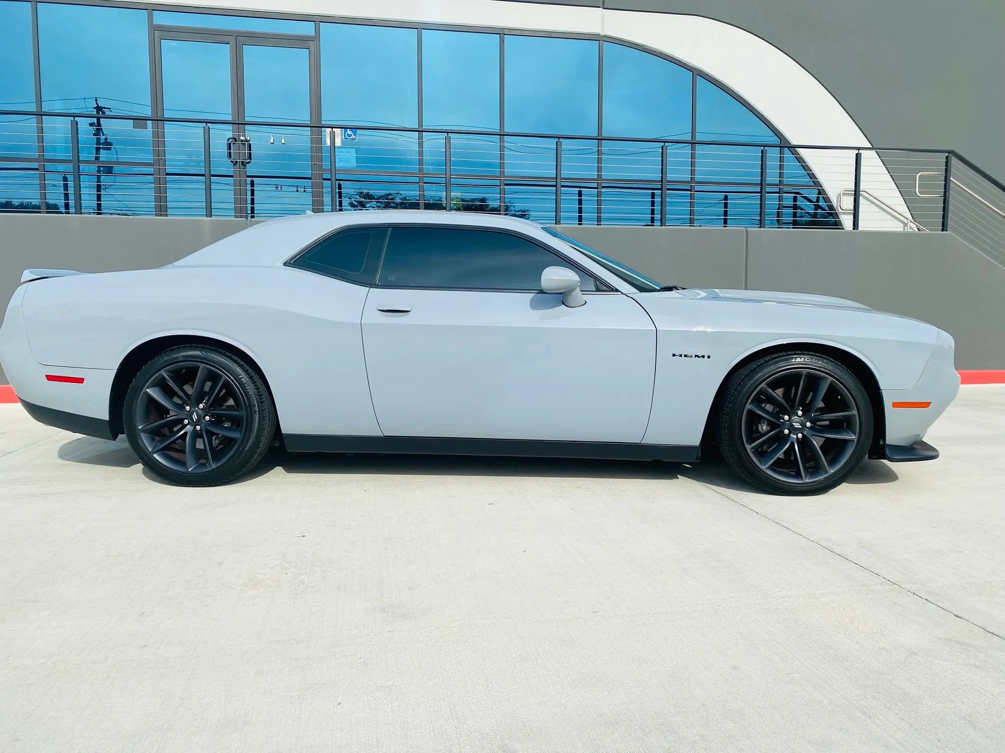 Used 2021 Dodge Challenger R/T w/ Performance Handling Group RWD image 17