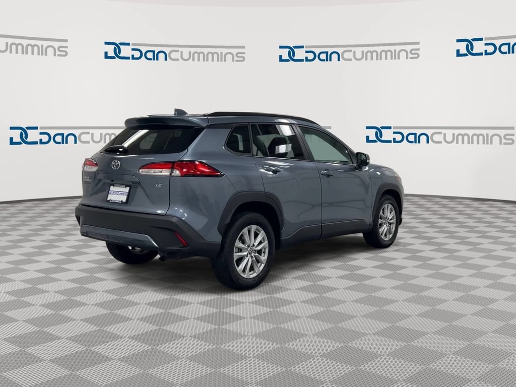 Used 2023 Toyota Corolla Cross LE FWD image 8