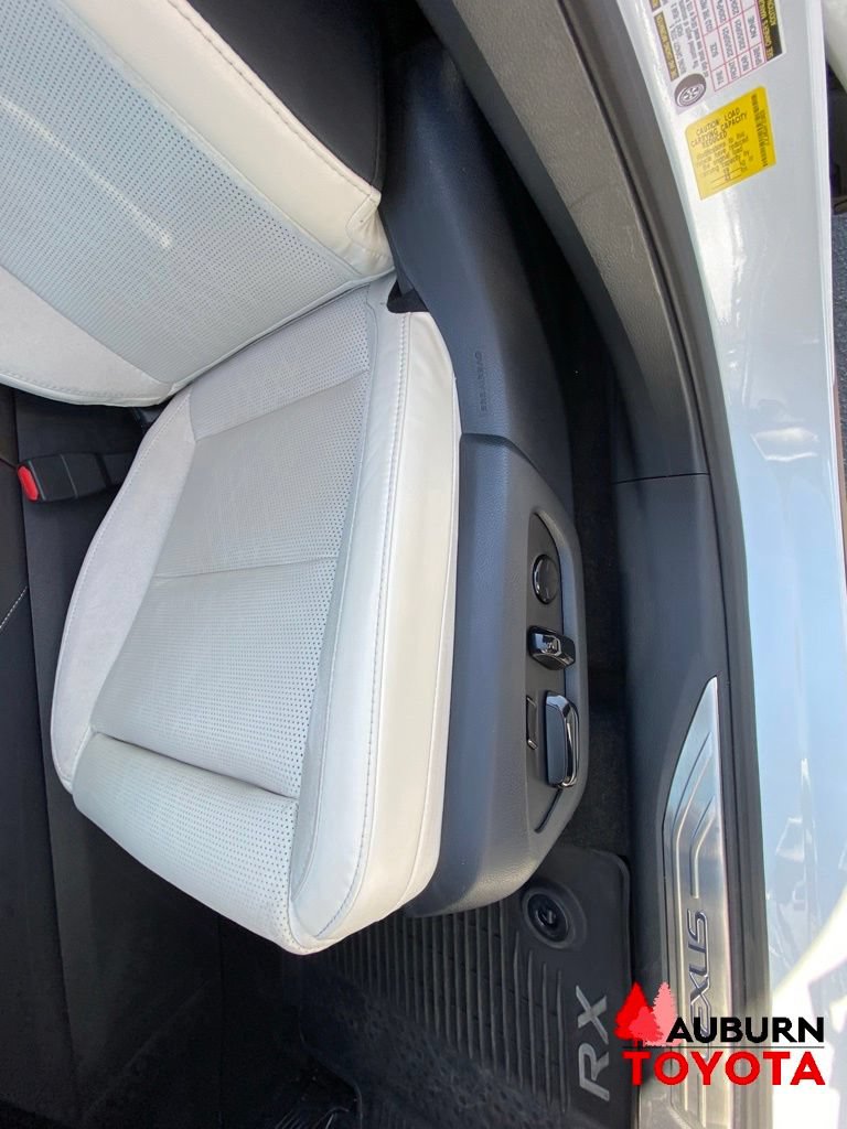 Used 2026 Lexus RX 450h AWD w/ Convenience Package image 36