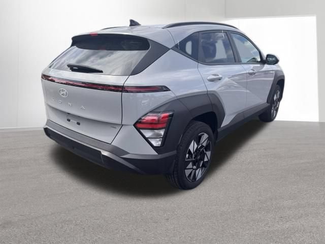 Used 2024 Hyundai Kona SEL AWD/4WD image 4