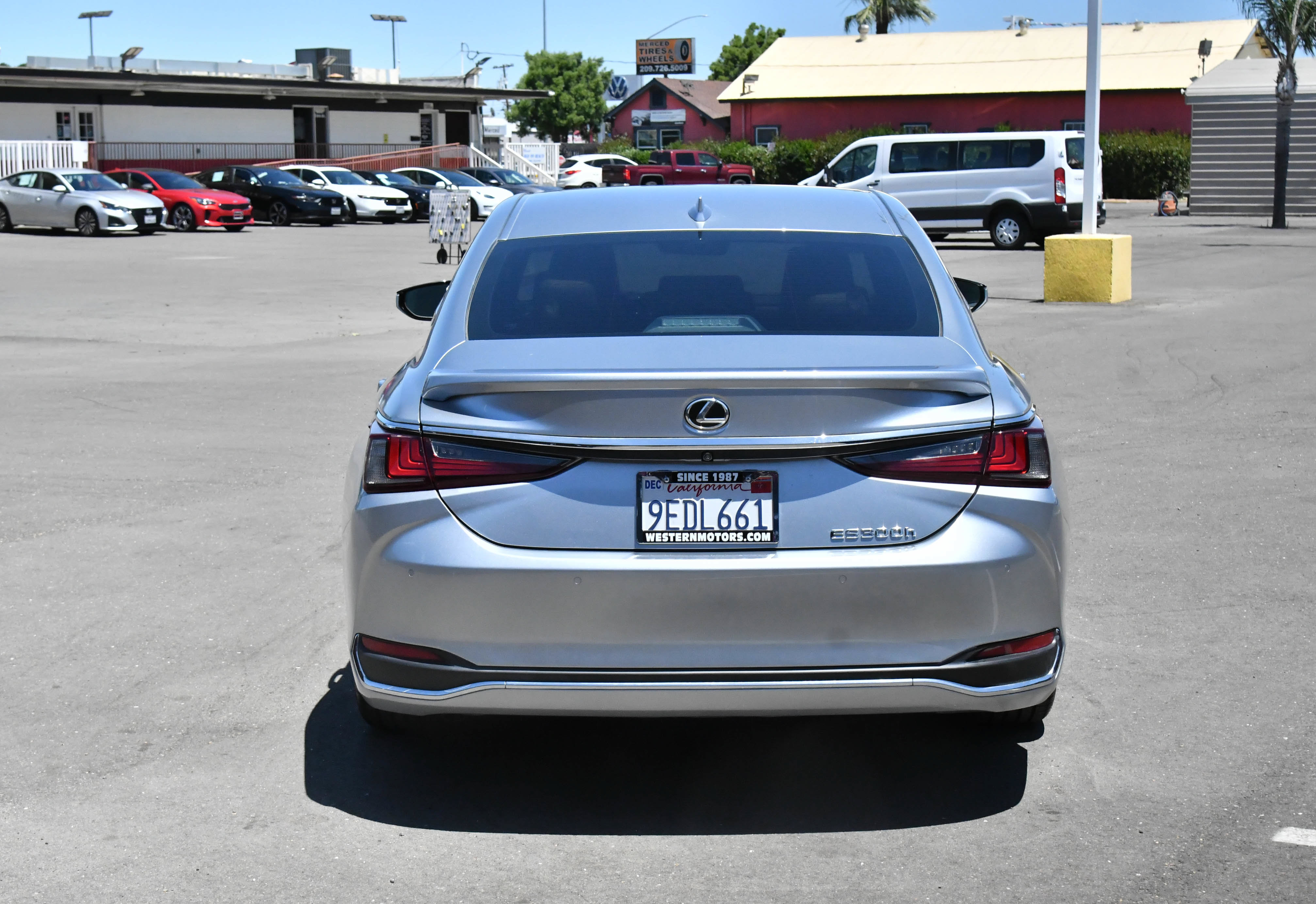 Used 2023 Lexus ES 300h w/ Premium Package FWD image 7
