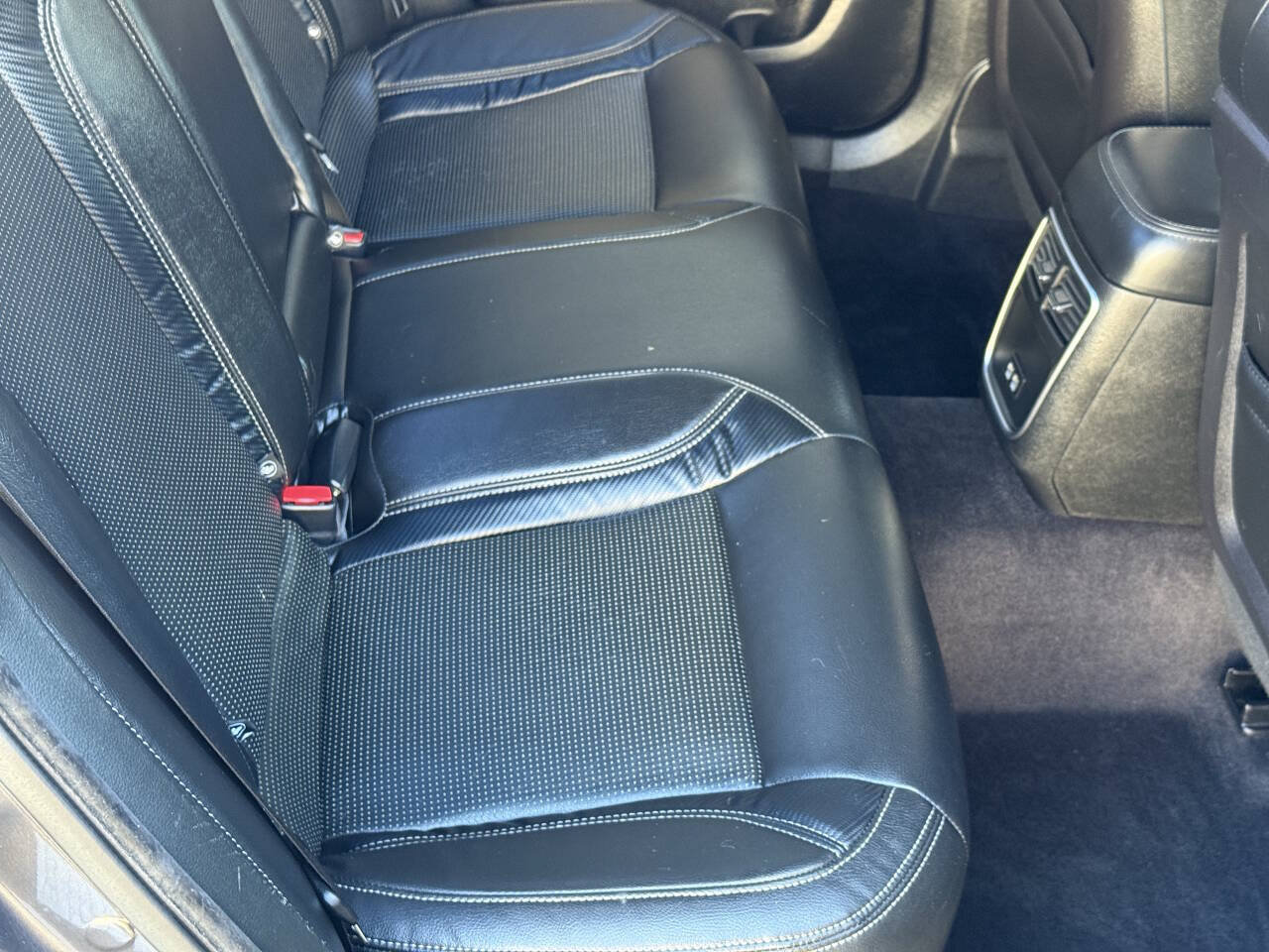 Used 2018 Dodge Charger R/T RWD image 20