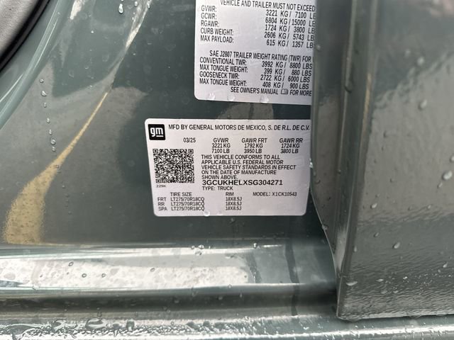 Used 2025 Chevrolet Silverado 1500 ZR2 w/ Technology Package image 34