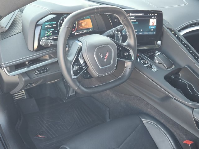 Used 2025 Chevrolet Corvette Stingray Preferred Cpe w/ Z51 Performance Package RWD image 29