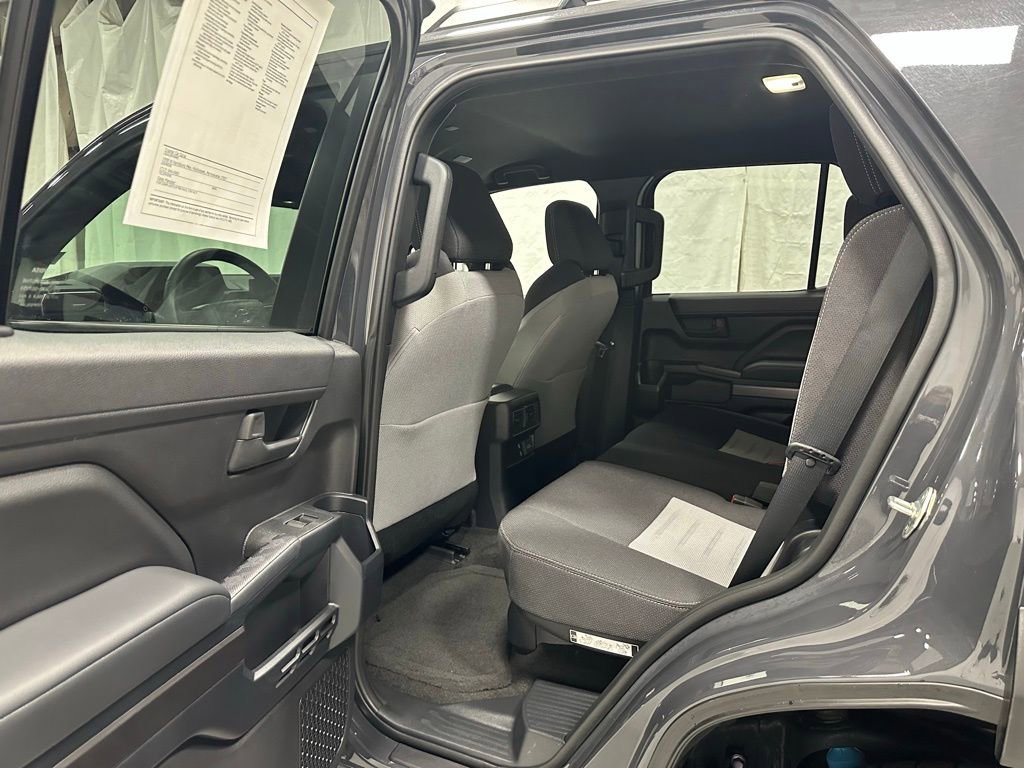 Used 2025 Toyota 4Runner TRD Off-Road image 41