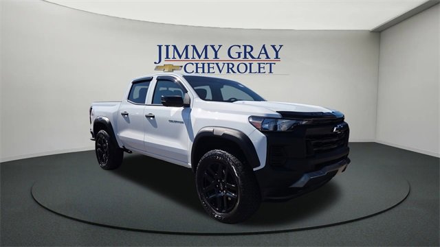 Used 2025 Chevrolet Colorado Trail Boss w/ Midnight Edition