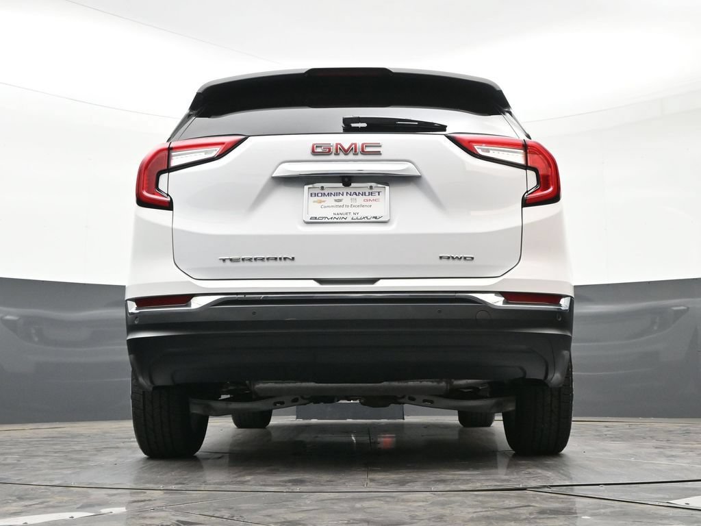 Used 2023 GMC Terrain SLT AWD/4WD image 27