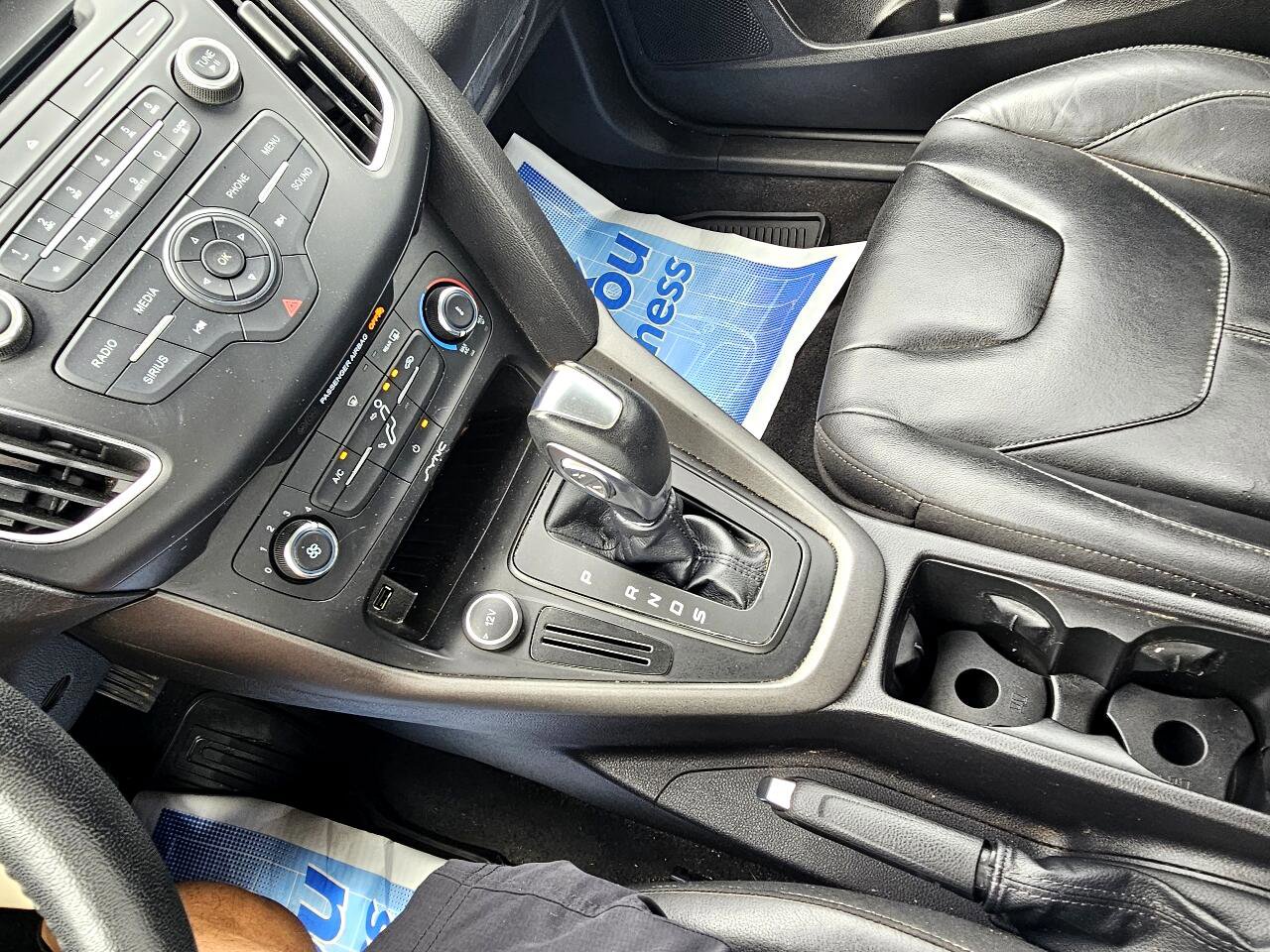 Used 2015 Ford Focus SE w/ Equipment Group 201A image 15