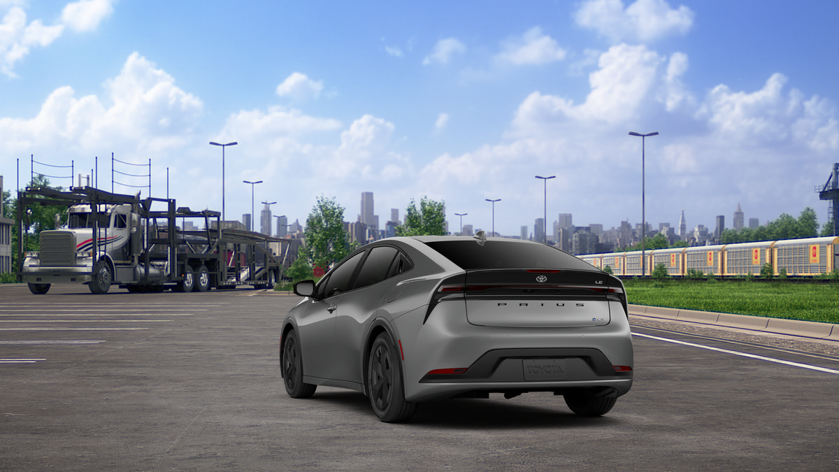 New 2027 Toyota Prius LE FWD image 9