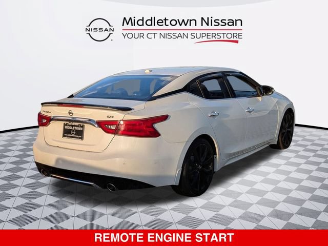 Used 2017 Nissan Maxima SR w/ Midnight Edition FWD image 3