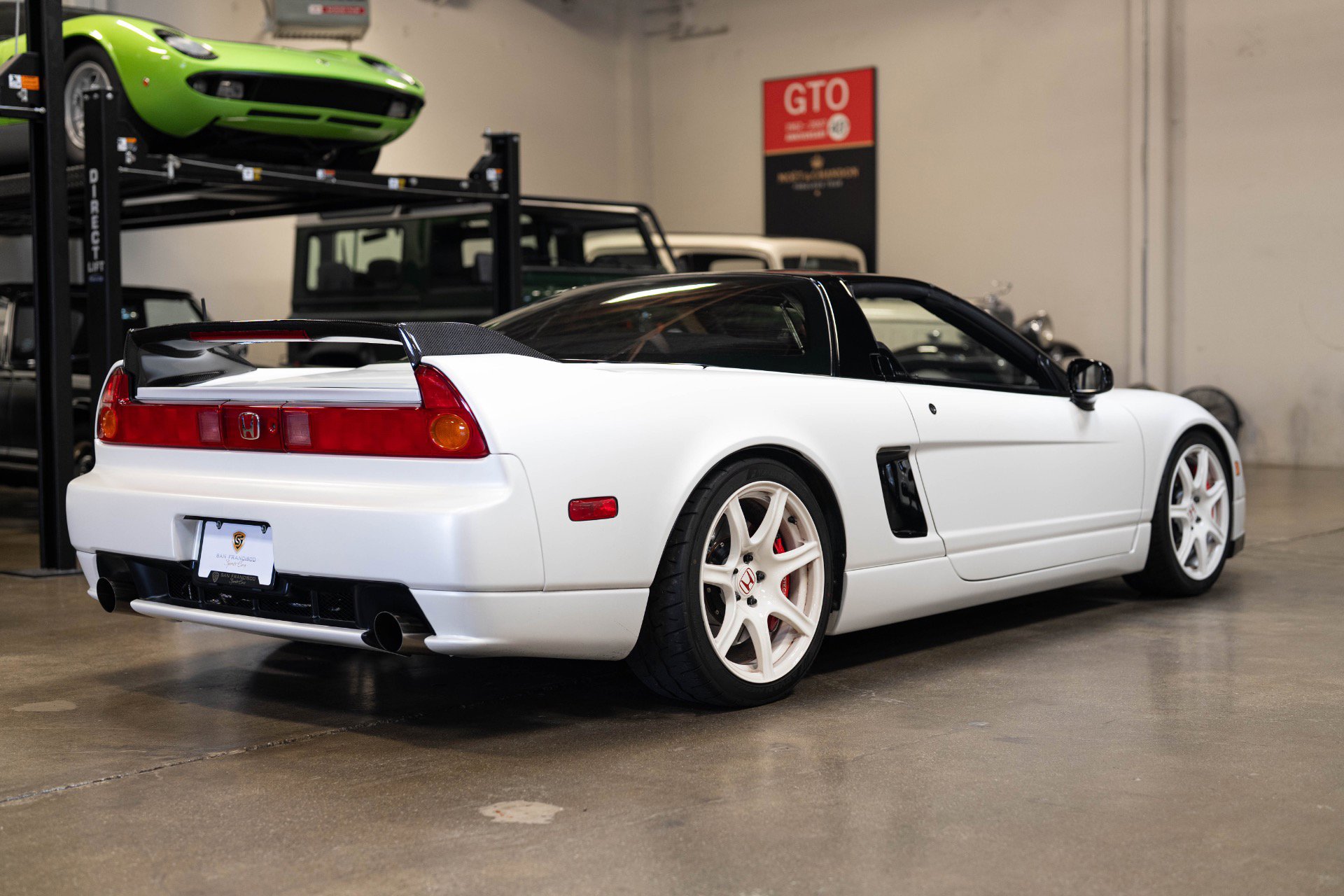 Used 2003 Acura NSX T image 12