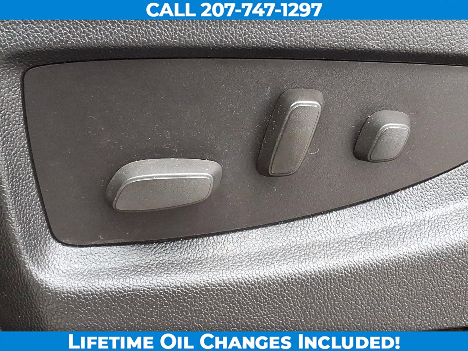 Used 2015 Chevrolet Silverado 2500 LTZ w/ LTZ Plus Package image 12