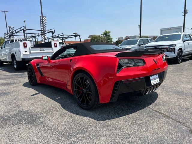Used 2015 Chevrolet Corvette Z06 w/ 3LZ Preferred Equipment Group RWD image 5