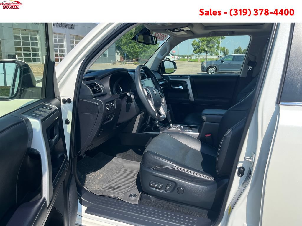 Certified 2022 Toyota 4Runner Limited AWD/4WD image 15