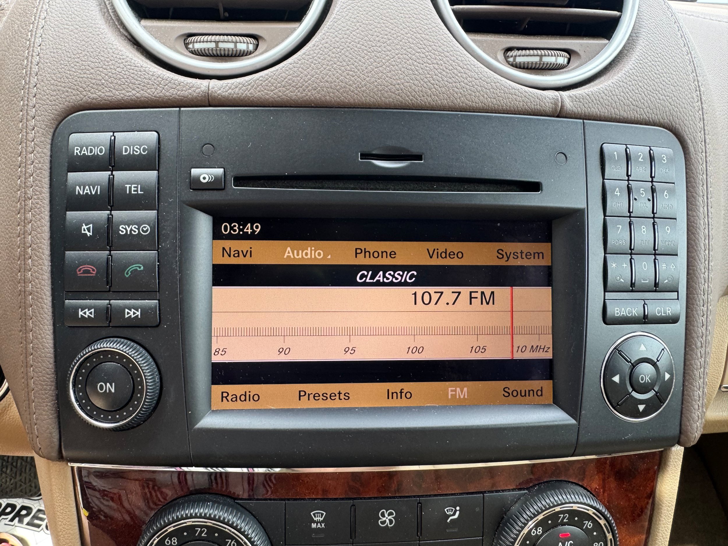 Used 2012 Mercedes-Benz GL 450 4MATIC image 20