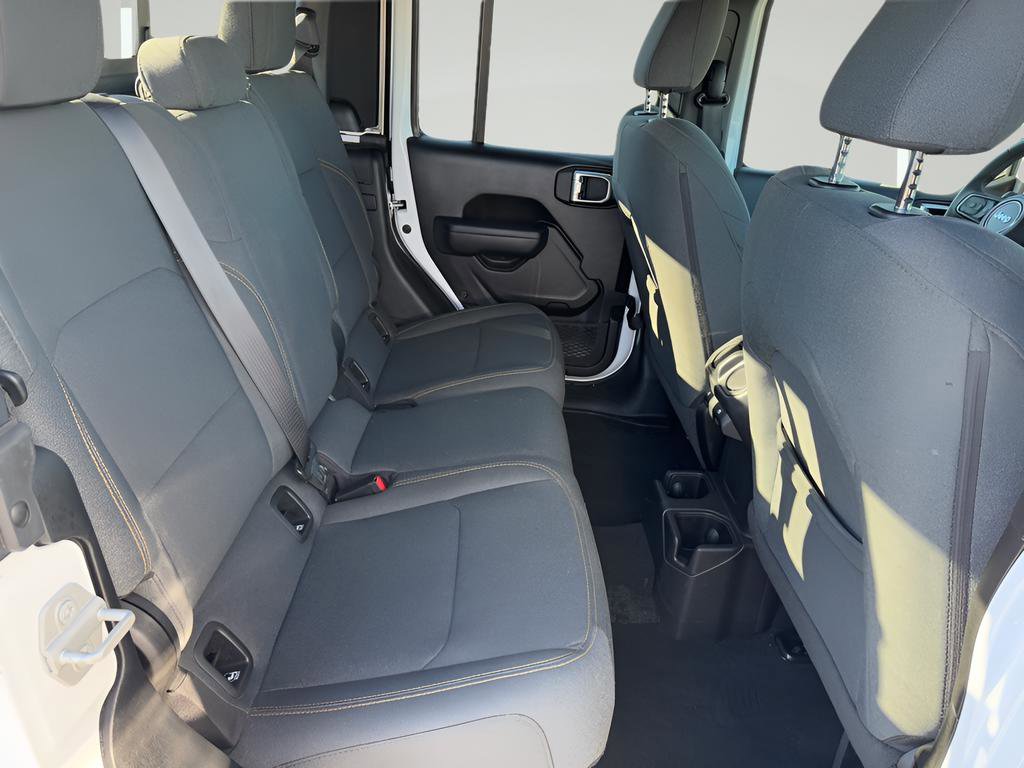 Used 2024 Jeep Gladiator Willys image 28