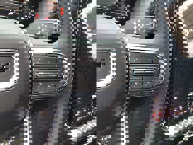 New 2026 GMC Yukon Denali image 27