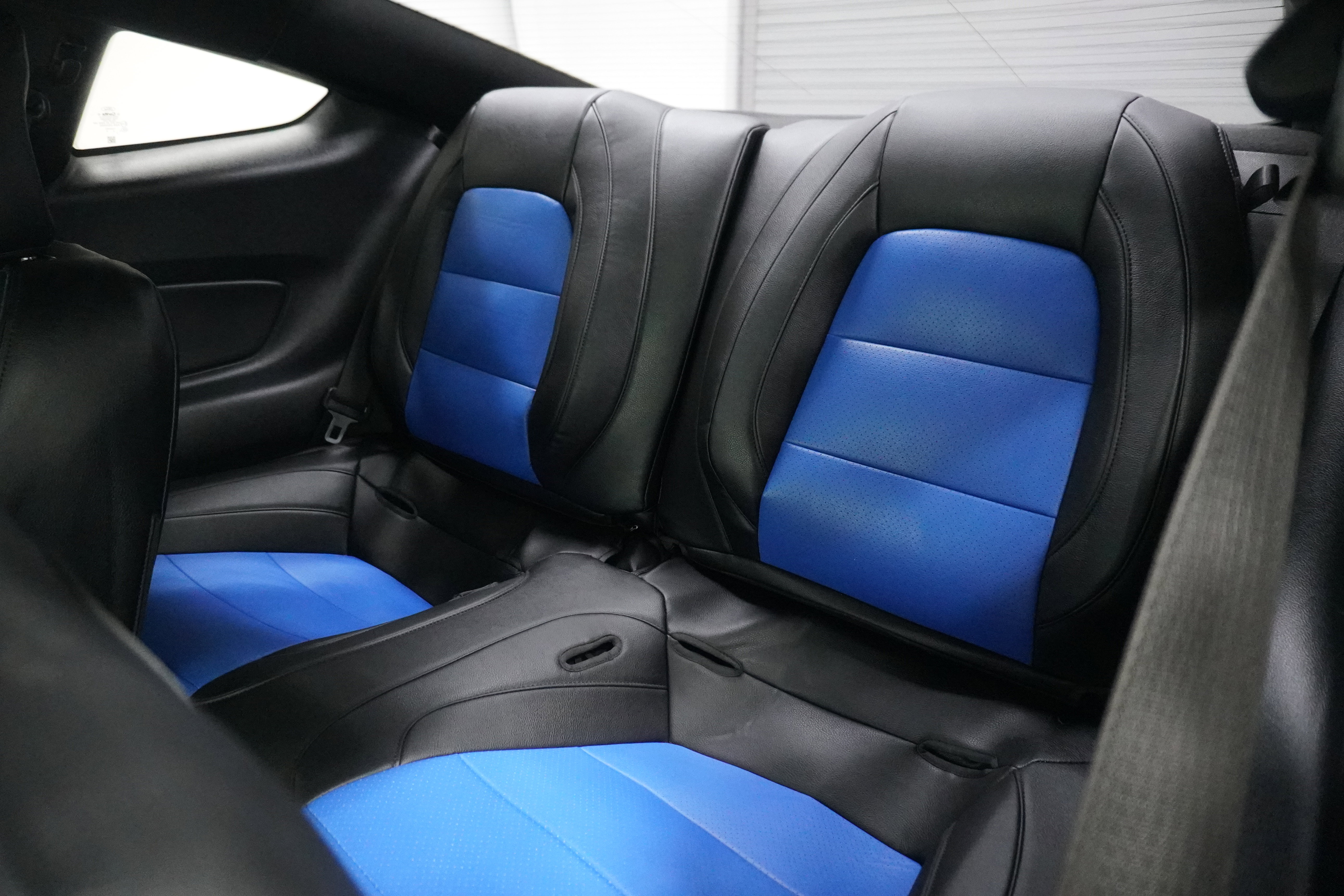 Used 2015 Ford Mustang Premium w/ Ecoboost Performance Package RWD image 14