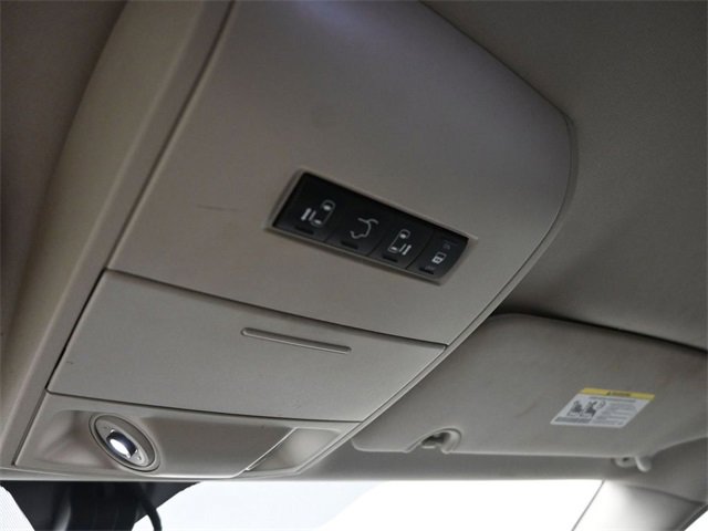 Used 2011 Chrysler Town & Country Touring-L w/ Entertainment Group #2 image 36