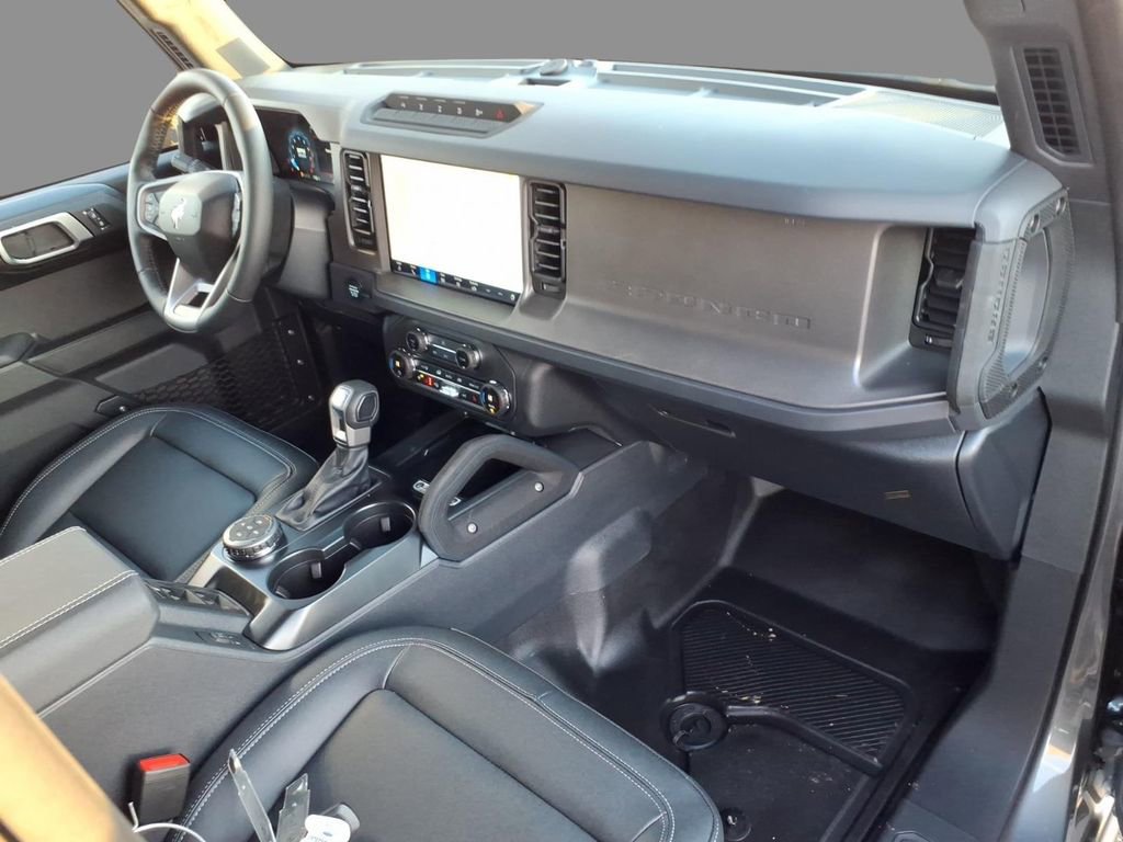 New 2025 Ford Bronco Badlands image 12