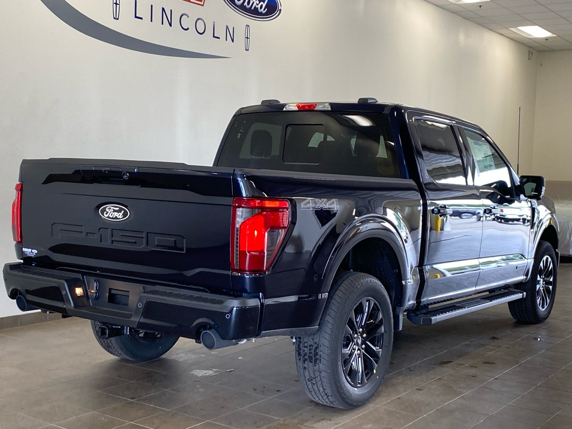 New 2026 Ford F150 XLT w/ Equipment Group 302A MID AWD/4WD image 7