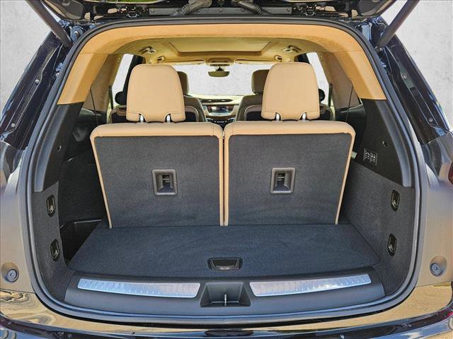 Used 2023 Cadillac XT6 Premium Luxury w/ Platinum Package AWD/4WD image 6