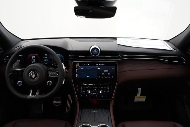 New 2025 Maserati Grecale Modena AWD/4WD image 13