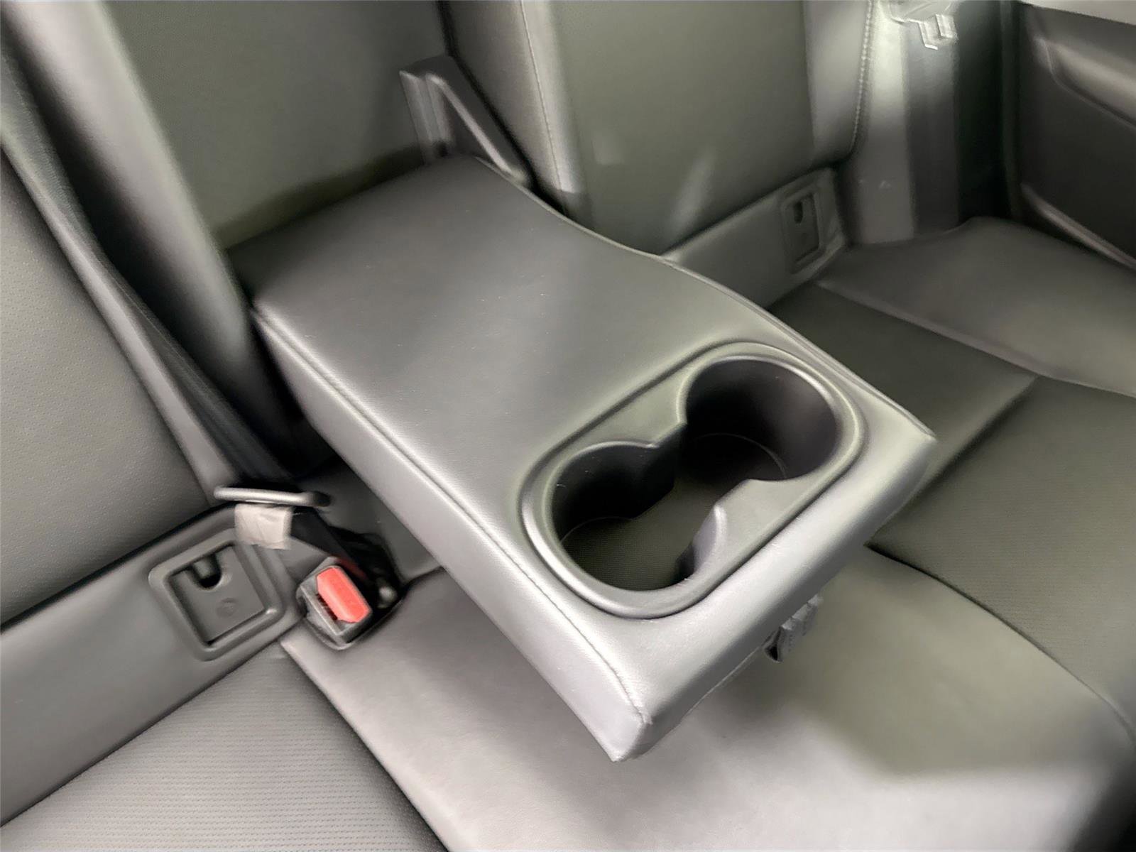 Used 2024 Toyota Prius XLE image 41