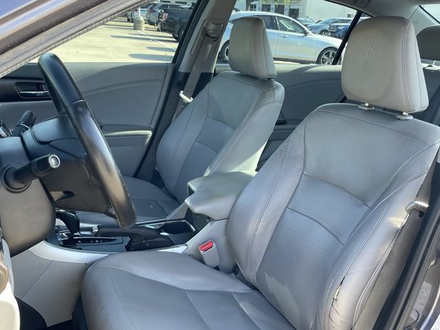 Used 2015 Honda Accord Touring image 25