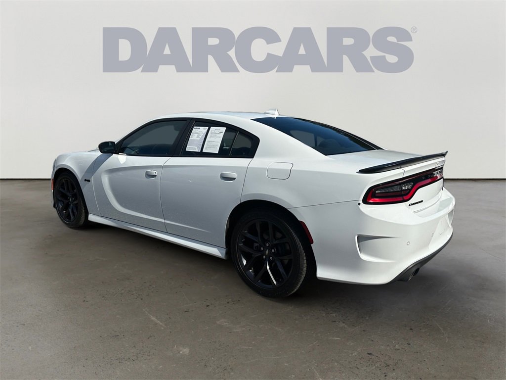 Used 2023 Dodge Charger R/T w/ Blacktop Package image 5