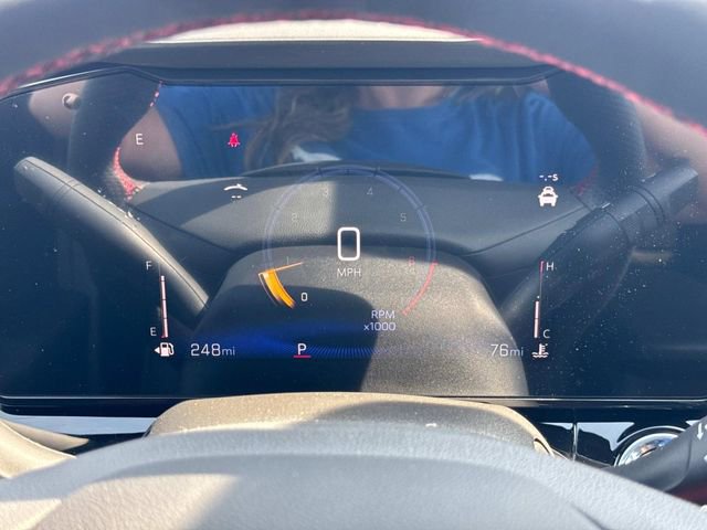 New 2026 Chevrolet Trax RS w/ Sunroof Package image 34