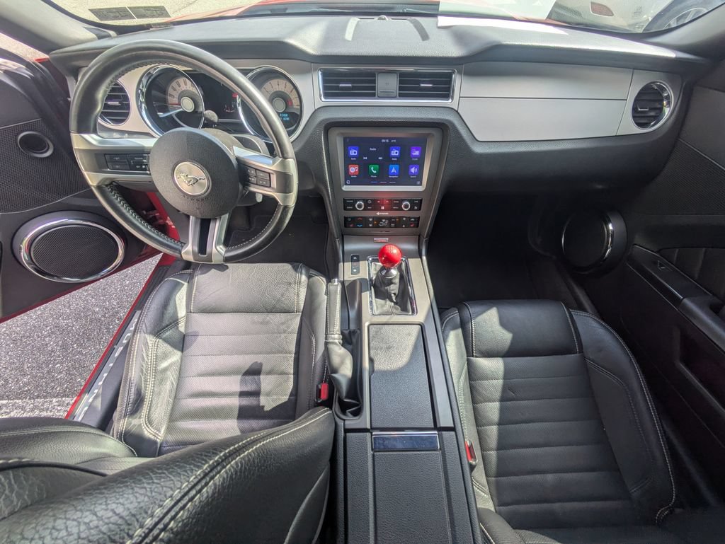 Used 2011 Ford Mustang GT Premium w/ Comfort Pkg RWD image 14