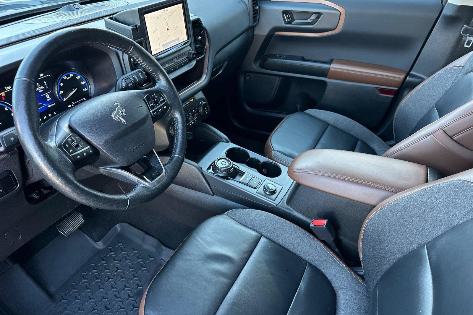 Used 2023 Ford Bronco Sport Outer Banks w/ Tech Package image 9