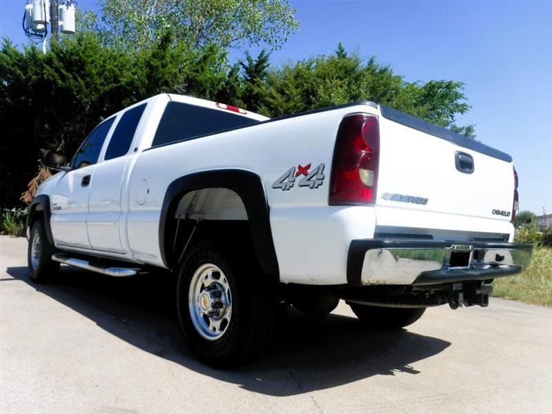 Used 2003 Chevrolet Silverado 2500 LS w/ Skid Plate Package AWD/4WD image 15