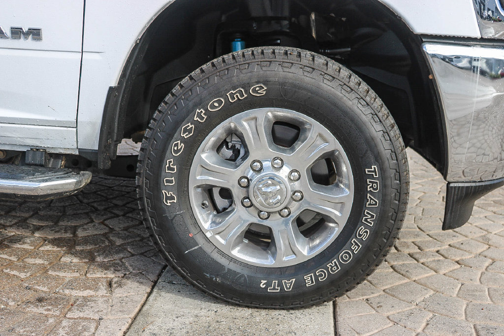 Used 2025 RAM 2500 Big Horn AWD/4WD image 11